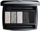14 Smokey Chic