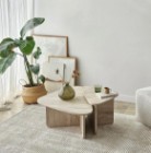 белый камень