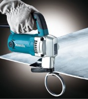 Электроножницы Makita JS3201J фото №3 — интернет-магазин Desire.md