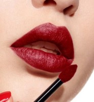 Ruj de buze Christian Dior Ultra Care Liquid 860 Flirt imaginea #2 — magazin online Desire.md