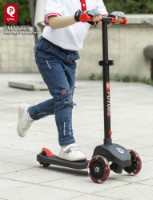 Trotinetă Qplay Future Red imaginea #2 — magazin online Desire.md