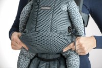 Marsupiu pentru copii BabyBjorn Move Sage Green (099038E1) imaginea #6 — magazin online Desire.md