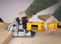 Фрезер DeWalt DW682K фото №6 — интернет-магазин Desire.md