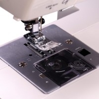 Mașină de cusut Minerva MC210 Pro imaginea #5 — magazin online Desire.md