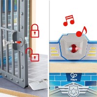 Игровой набор Hape Metro Police (E3050) фото №6 — интернет-магазин Desire.md