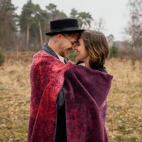 Плед IBENA Jacquard Rockhampton Berry 150x200cm фото №5 — интернет-магазин Desire.md