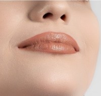 Ruj de buze Golden Rose Satin Lipstick 01 imaginea #2 — magazin online Desire.md