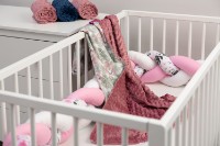 Plapumă pentru bebeluși Sensillo  Minki Retro Roz 75x100cm (4312) imaginea #4 — magazin online Desire.md