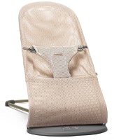 Șezlong pentru bebeluși BabyBjorn Bliss Pearly Pink Mesh imaginea #1 — magazin online Desire.md