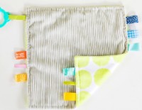 Игрушка для колясок и кроваток Bright Starts Little Taggies (12304) фото №2 — интернет-магазин Desire.md