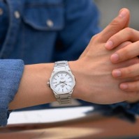 Наручные часы Casio EFR-S108D-7AVUEF фото №4 — интернет-магазин Desire.md