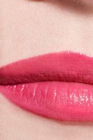 Ruj de buze Chanel Rouge Coco 426 Roussy imaginea #3 — magazin online Desire.md