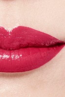 Помада для губ Chanel Rouge Coco Bloom 126 Season фото №3 — интернет-магазин Desire.md
