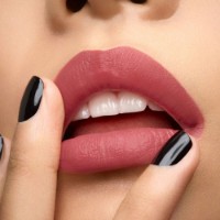 Ruj de buze Yves Saint Laurent Rouge Pur Couture The Slim Glow Matte 203 imaginea #2 — magazin online Desire.md