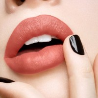 Ruj de buze Yves Saint Laurent Rouge Pur Couture The Slim Glow Matte 207 imaginea #2 — magazin online Desire.md