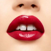 Ruj de buze Yves Saint Laurent Rouge Volupte Shine 92 imaginea #2 — magazin online Desire.md