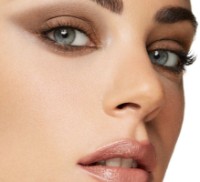 Тени для век Pupa Vamp! Matt 040 Warm Nude фото №2 — интернет-магазин Desire.md