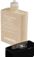 Fond de ten pentru față Chanel Vitalumiere Aqua Ultra-Light Skin SPF 15 40 Beige 30ml imaginea #3 — magazin online Desire.md