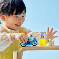 Конструктор Lego Duplo: Police Motorcycle (10967) фото №2 — интернет-магазин Desire.md