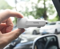 Автомобильная зарядка Hoco Z23 Grand Style White фото №4 — интернет-магазин Desire.md