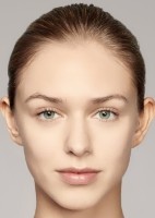 Fond de ten pentru față Estee Lauder Double Wear Sheer SPF20 1C1 30ml imaginea #3 — magazin online Desire.md