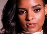 Помада для губ Max Factor Lipfinity Lipcolor 006 Always Delicate фото №3 — интернет-магазин Desire.md