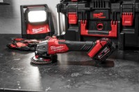 Углошлифовальная машина Milwaukee M18FSAG125XB-O (4933478430) фото №4 — интернет-магазин Desire.md