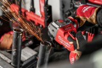 Углошлифовальная машина Milwaukee M18FSAG125XB-O (4933478430) фото №6 — интернет-магазин Desire.md