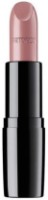 Ruj de buze Artdeco Perfect Color Lipstick 828
