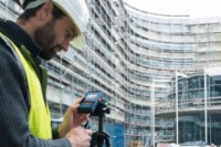 Дальномер Bosch GLM 100-25 C фото №2 — интернет-магазин Desire.md