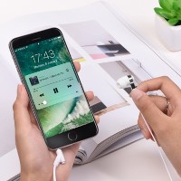 Наушники Hoco M52 Amazing White фото №2 — интернет-магазин Desire.md