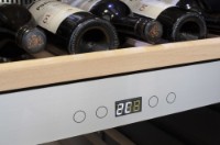 Dulap pentru vin Caso WineComfort 660 Smart