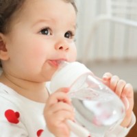 Biberon pentru bebeluș Beaba 2in1 210ml Old Pink imaginea #5 — magazin online Desire.md