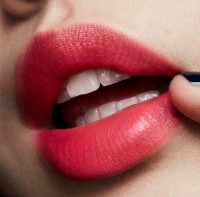 Помада для губ MAC Love Me Lipstick My Little Secret фото №3 — интернет-магазин Desire.md