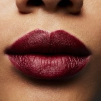 Помада для губ MAC Matte Lipstick Diva фото №3 — интернет-магазин Desire.md