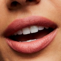 Помада для губ MAC Matte Lipstick Kinda Sexy фото №3 — интернет-магазин Desire.md