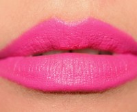 Помада для губ MAC Matte Lipstick Pink Pigeon фото №3 — интернет-магазин Desire.md
