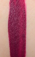 Помада для губ MAC Retro Matte Liquid Lipstick Oh Lady фото №2 — интернет-магазин Desire.md
