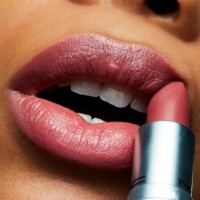 Помада для губ MAC Satin Lipstick Twig фото №3 — интернет-магазин Desire.md