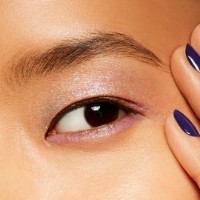 Fard de pleoape MAC Dazzleshadow Liquid Diamond Crumbles imaginea #3 — magazin online Desire.md