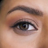 Fard de pleoape MAC Eye Shadow Honesty imaginea #3 — magazin online Desire.md