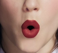 Помада для губ Bourjois Rouge Velvet The Lipstick 05 фото №3 — интернет-магазин Desire.md