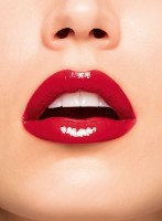 Помада для губ Clarins Joli Rouge Lacquer 742 фото №3 — интернет-магазин Desire.md