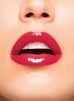 Помада для губ Clarins Joli Rouge Lacquer 760 фото №3 — интернет-магазин Desire.md