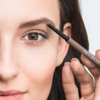 Карандаш для бровей Artdeco Ultra Fine Brow Liner 15 фото №3 — интернет-магазин Desire.md