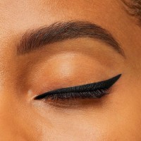 Creion pentru ochi Bourjois Contour Clubbing Waterproof 41 Black Party imaginea #3 — magazin online Desire.md