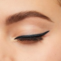 Карандаш для глаз Bourjois Contour Clubbing Waterproof 48 Atomic Black фото №3 — интернет-магазин Desire.md