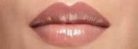 Блеск для губ Bourjois Gloss Fabuleux 02 фото №3 — интернет-магазин Desire.md