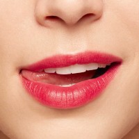Блеск для губ Clarins Water Lip Stain 01 фото №3 — интернет-магазин Desire.md