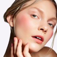 Blush pentru față MAC Extra Dimension Blush Cheeky Bits imaginea #3 — magazin online Desire.md